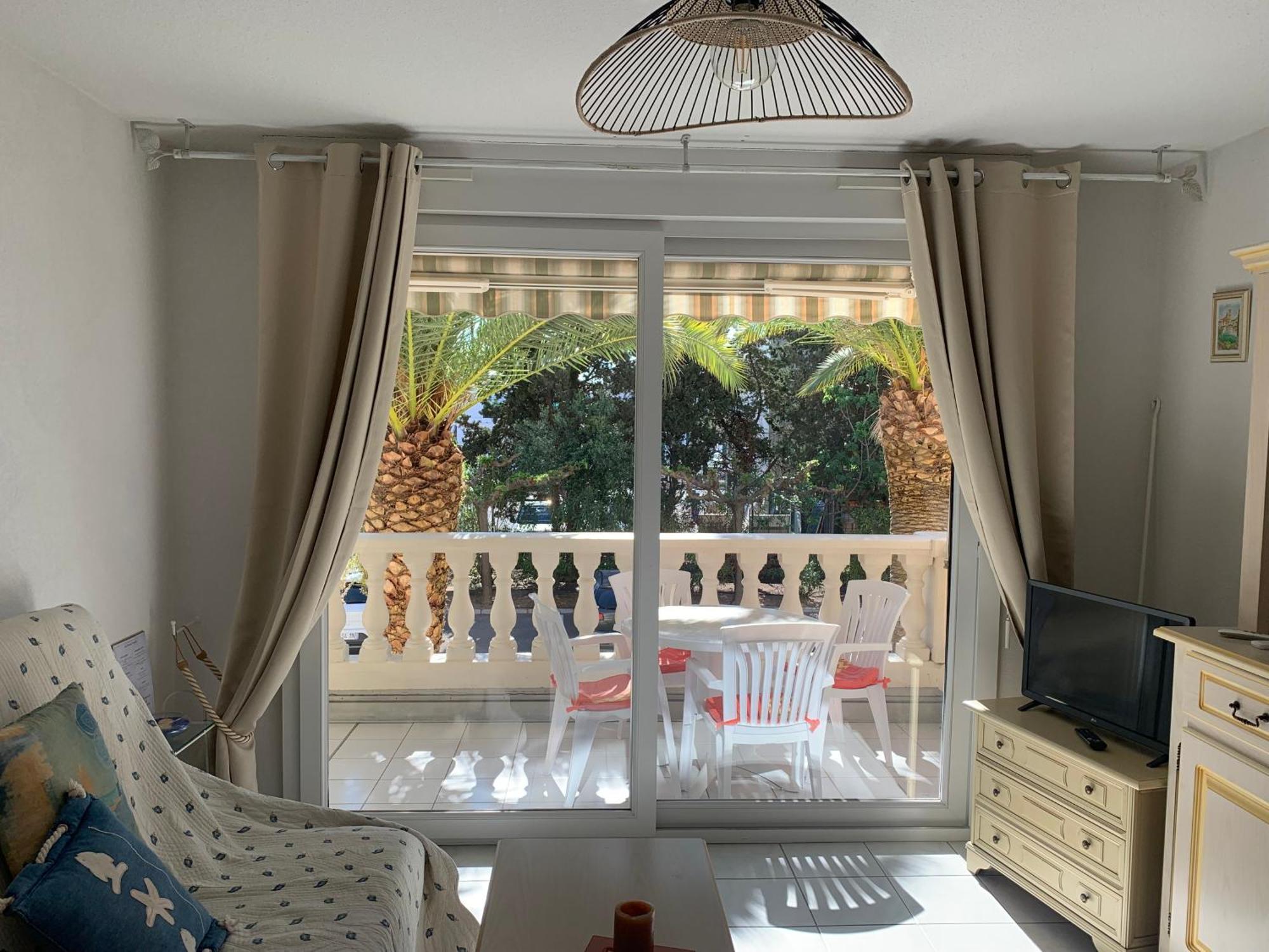 شقة Le Tropical Fréjus المظهر الخارجي الصورة